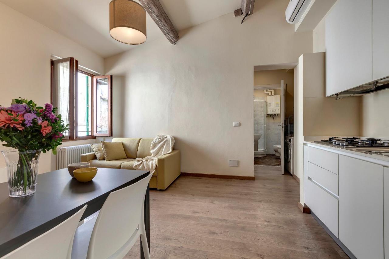 Santa Reparata Apartment By Mamo Firenze Kültér fotó